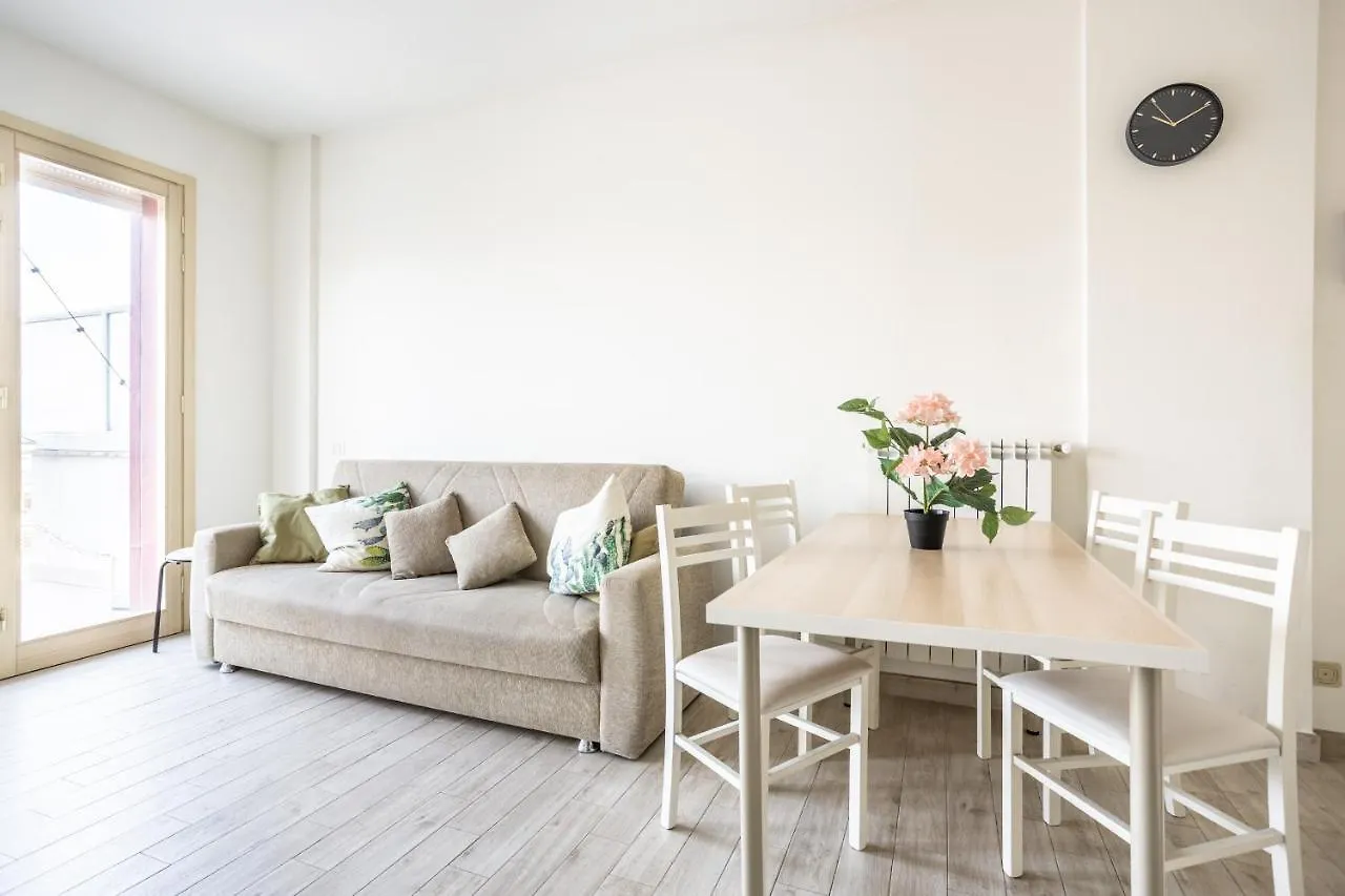 شقة Urban Retreat -Private Parking+Terrace روما